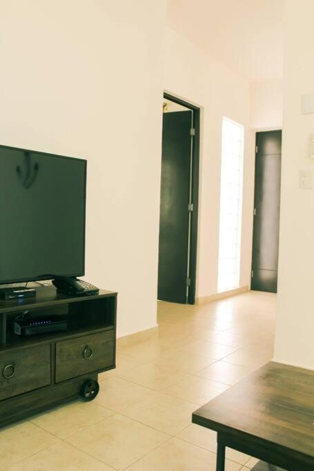 Apartamento Hermoso Departamento En La Avenida Colosio